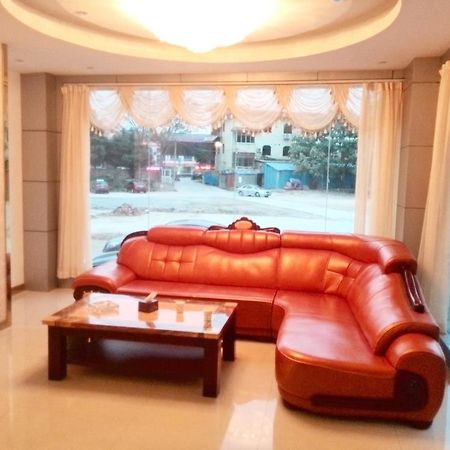 Guilin Tianyi Business Hotel Екстер'єр фото